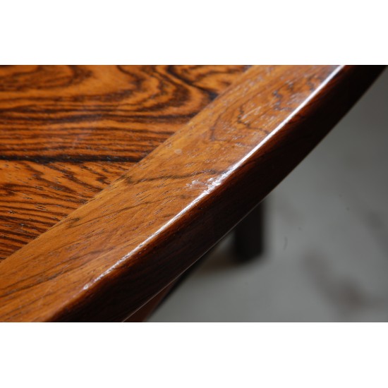 Dyrlund Circulare Flip-Flap Dining table of Rosewood