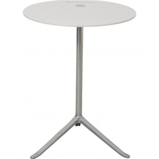 Kasper Salto Little friend table