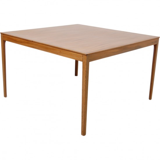 Snedkermester A.J Iversen coffee table of mahogany