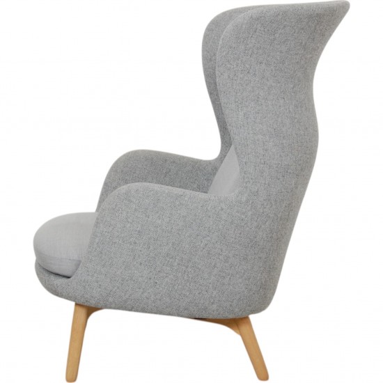 Jaime Hayon Ro chair with stool