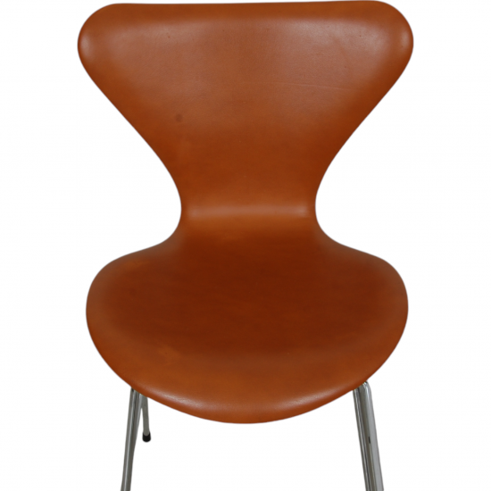 Arne Jacobsen 3187 barstol i cognac læder