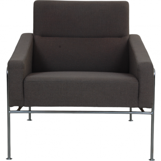 Arne Jacobsen 3301 Loungechair in grey fabric