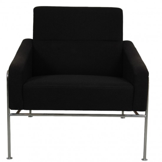 Arne Jacobsen 3301 Loungechair in black Hallingdal fabric