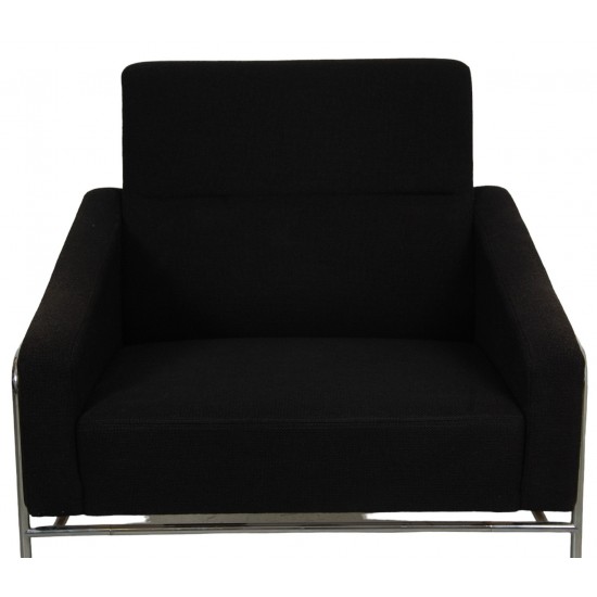 Arne Jacobsen 3301 Loungechair in black Hallingdal fabric