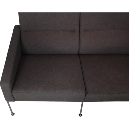 Arne Jacobsen 3303 3.seater sofa in grey fabric