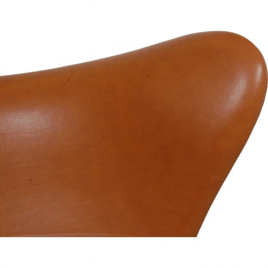 Arne Jacobsen Egg chair in cognac leather