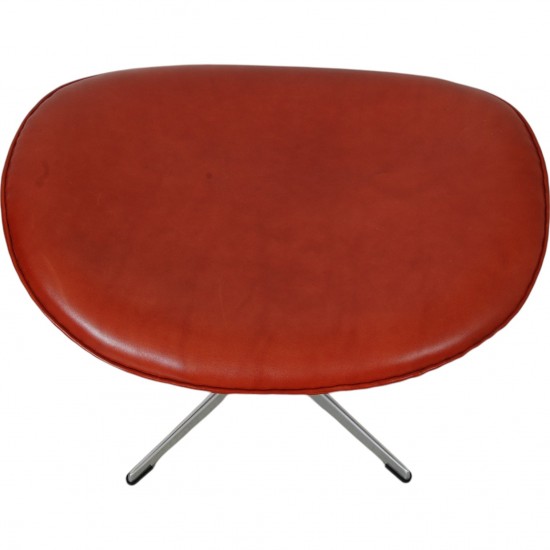 Arne Jacobsen vintage Ægget stol med skammel i indian red anilin læder