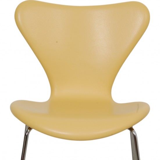 Arne Jacobsen Seven chair reupholstered in yellow Paloma leather