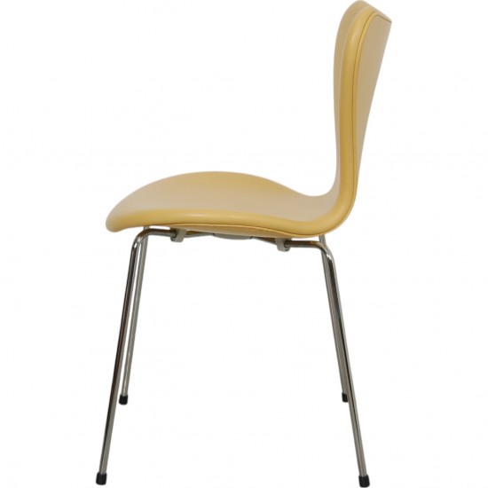 Arne Jacobsen Seven chair reupholstered in yellow Paloma leather