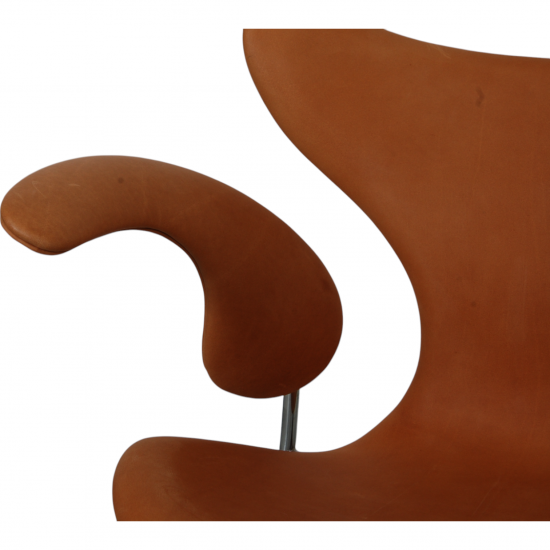 Arne Jacobsen 3208 Lilje stol i cognac anilin læder