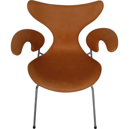 Arne Jacobsen 3208 Lilje stol i cognac anilin læder