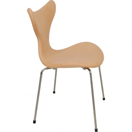 Arne Jacobsen Lily chair Natural leather