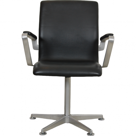 Arne Jacobsen Oxford chair in black leather