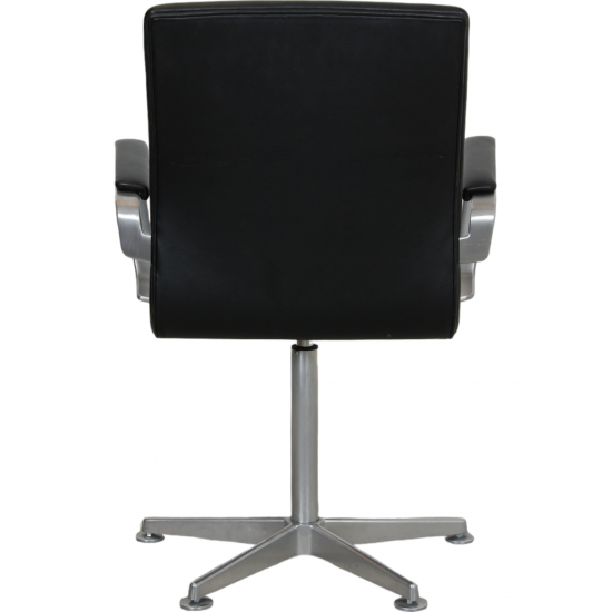 Arne Jacobsen Oxford chair in black leather