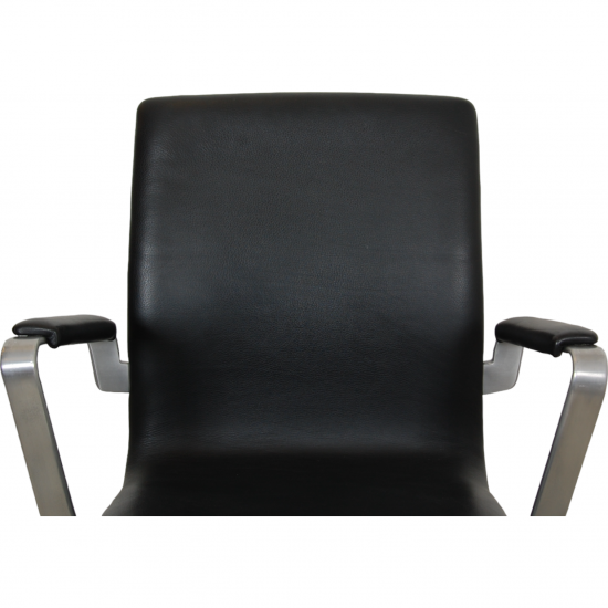 Arne Jacobsen Oxford chair in black leather