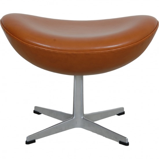 Arne Jacobsen Egg stool in cognac leather