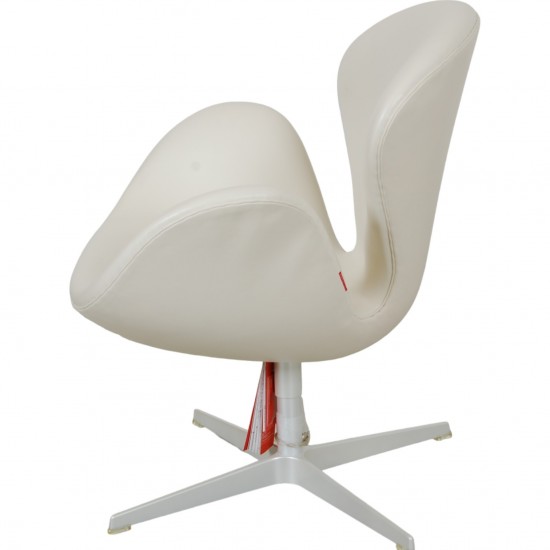 Arne Jacobsen 50 year anniversary Swan chair