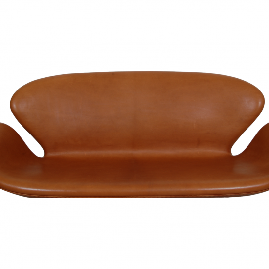 Arne Jacobsen Swan sofa in cognac leather