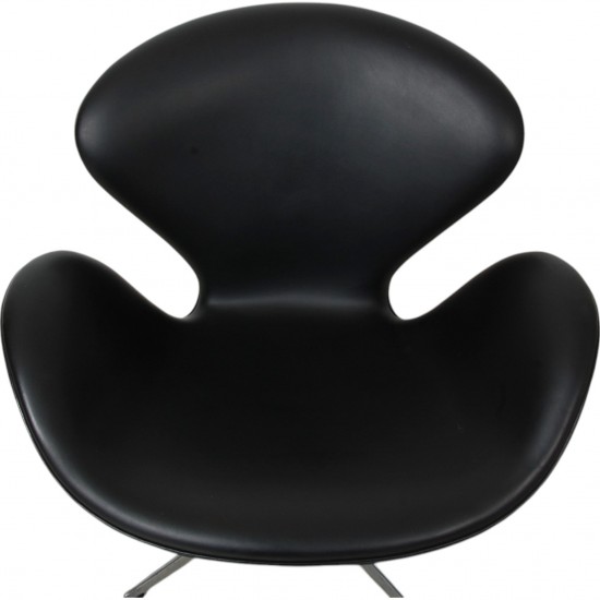 Arne Jacobsen vintage Swan chair in black leather