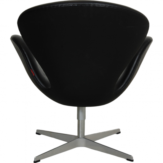 Arne Jacobsen Swan chair in black Aura leather