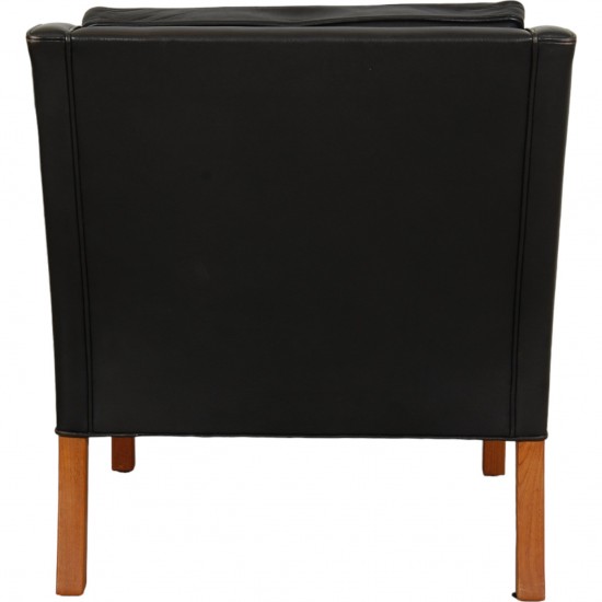 Børge Mogensen 2207 lounge chair upholstered in black leather