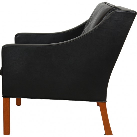 Børge Mogensen 2207 lounge chair upholstered in black leather