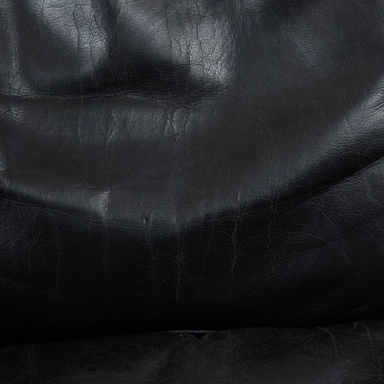 Børge Mogensen 2207 lounge chair in black leather