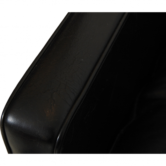 Børge Mogensen 2207 chair in black leather