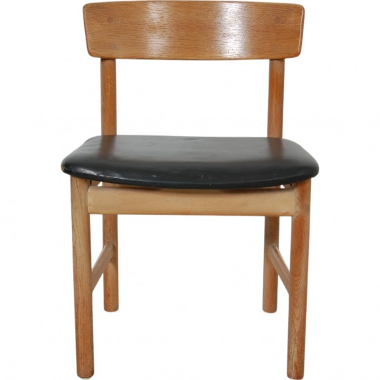 Børge Mogensen J39 chair in black leather