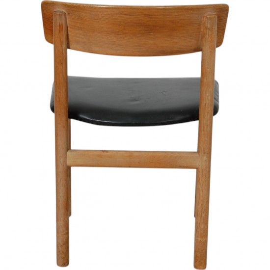 Børge Mogensen J39 chair in black leather