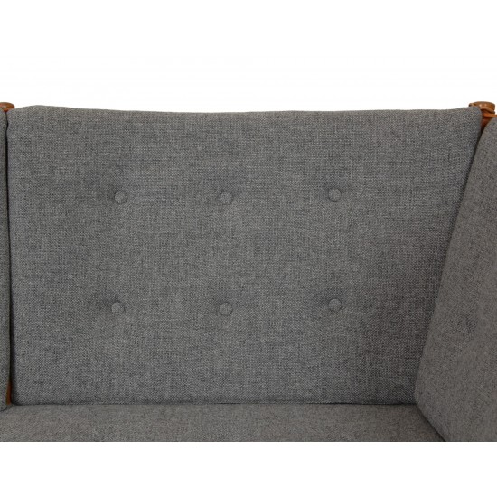 Børge Mogensen Spoke-back sofa with grey cushions