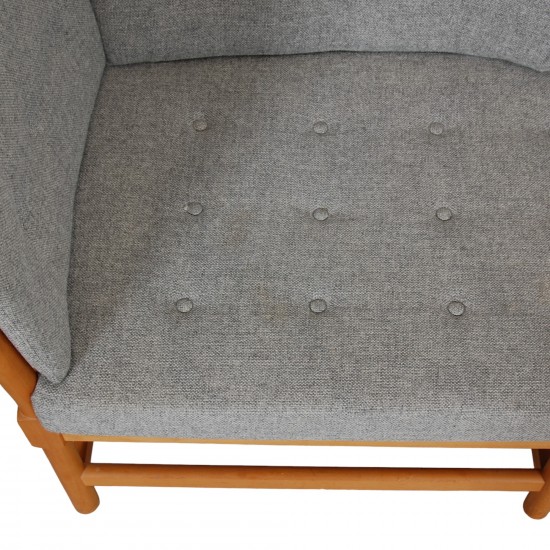 Børge Mogensen Spoke-back sofa with grey cushions