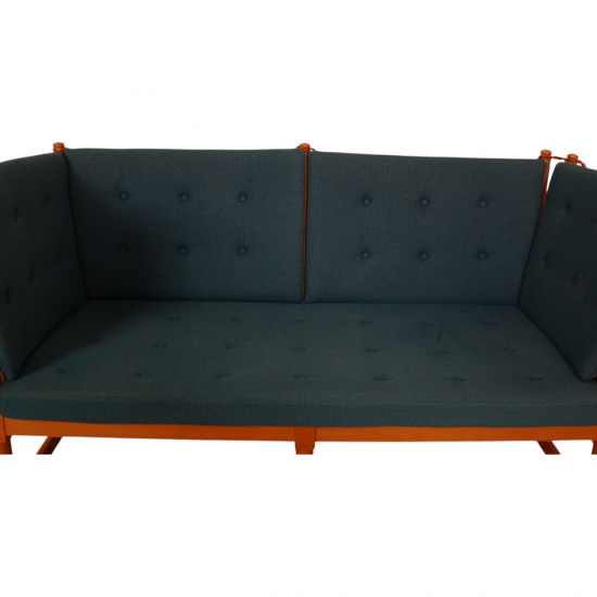 Børge Mogensen Spokeback sofa in green fabric