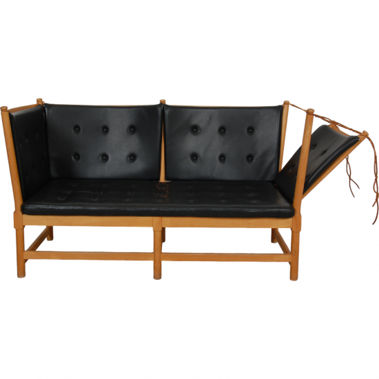 Børge Mogensen Spoke-back sofa in black leather