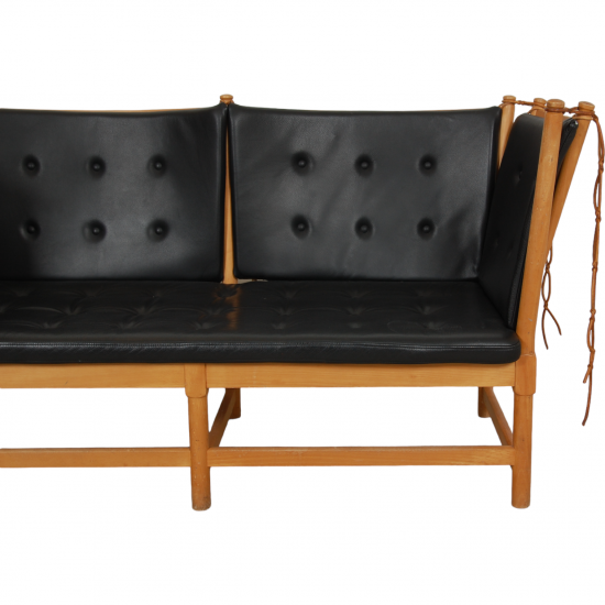 Børge Mogensen Spoke-back sofa in black leather