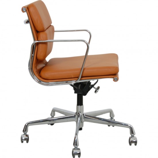 Charles Eames Ea-217 office chair reupholstered in cognac Nevada anilin leather