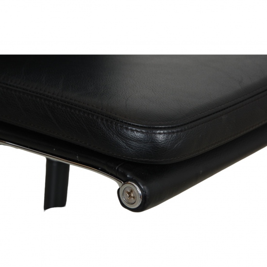 Charles Eames Ea-208 chair in black leather