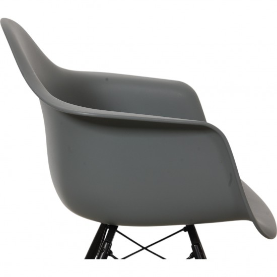 Set of 4 grey Charles Eames DAW chairs