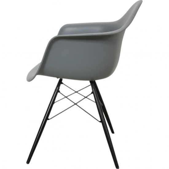 Set of 4 grey Charles Eames DAW chairs