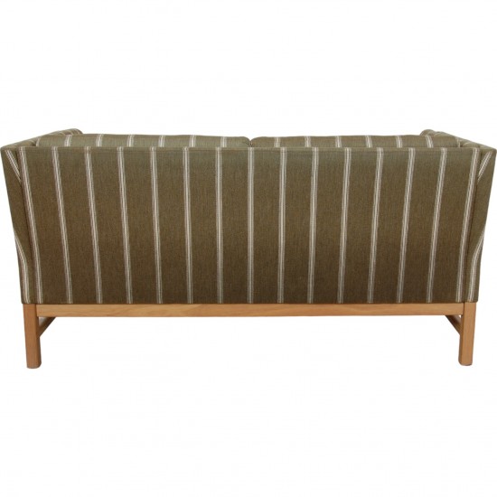 Erik Jørgensen 2.seater EJ-315 sofa in green fabric