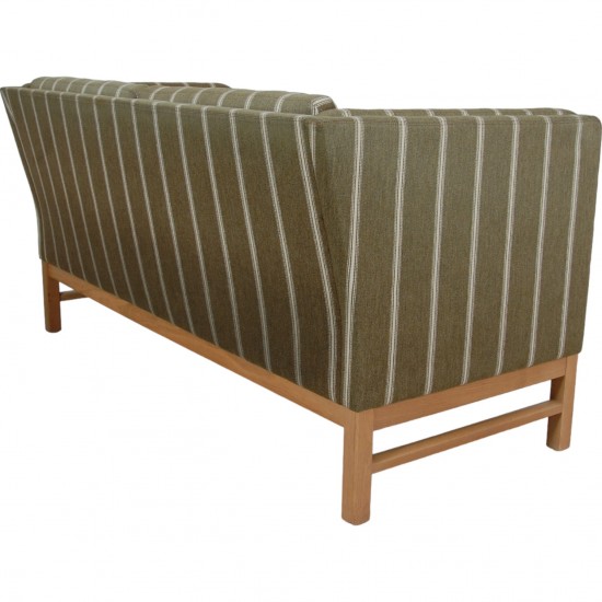 Erik Jørgensen 2.seater EJ-315 sofa in green fabric