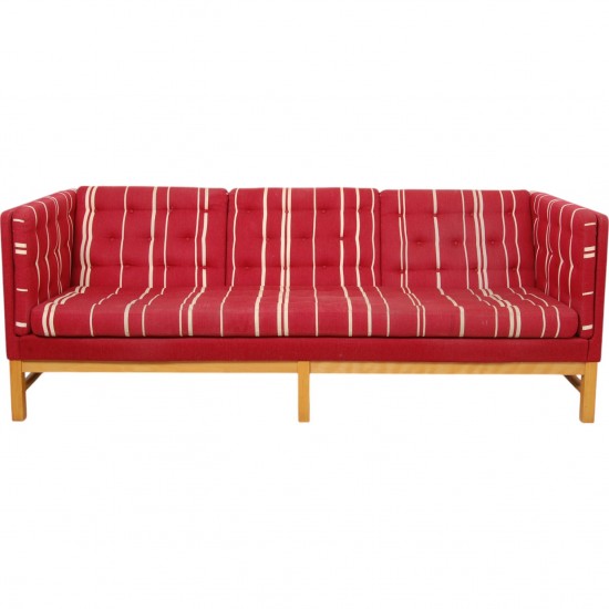 Erik Jørgensen EJ-315 3.seater sofa in red fabric