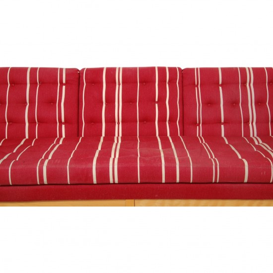 Erik Jørgensen EJ-315 3.seater sofa in red fabric