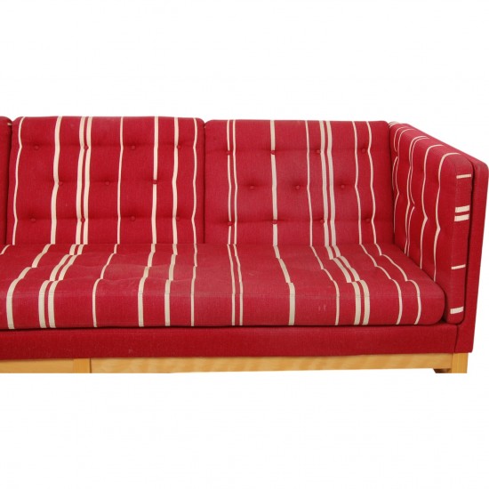 Erik Jørgensen EJ-315 3.seater sofa in red fabric