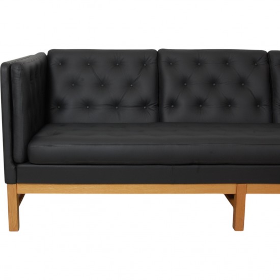 Erik Jørgensen EJ-315 3.seater sofa in newly reupholstered in black bizon leather