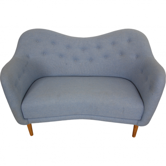 Finn Juhl 4600 Sofa in blue fabric