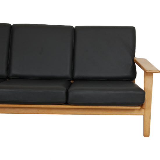 Hans Wegner 3.seater GE-290 sofa in black bizon leather 81