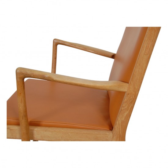 Hans Wegner AP-16 chair of oak and cognac anilin leather