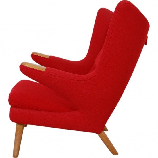 Hans Wegner Papa bear chair in red fabric