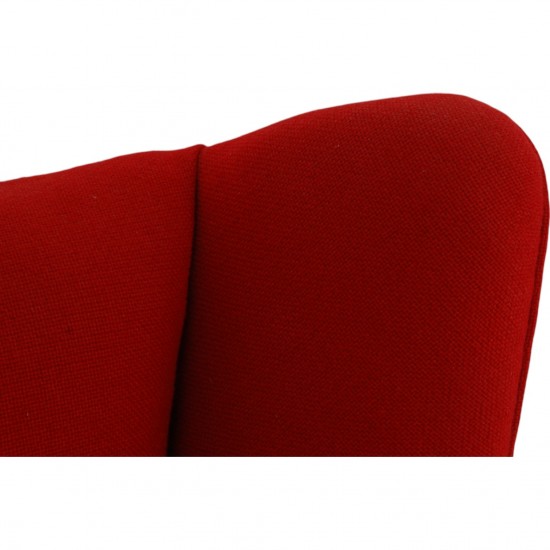 Hans Wegner Papa bear chair in red fabric